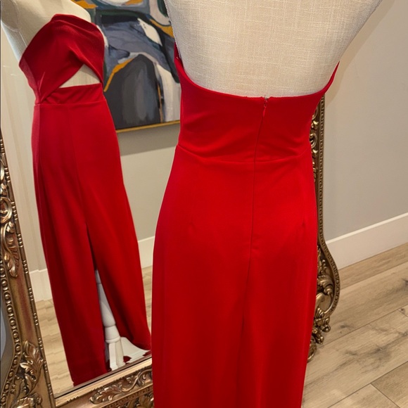 Lulu's Strapless Scarlet Gown - Picture 8 of 8